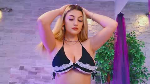 Snapshot of angelinsin chatting on 06-20-26, 05:10 angelinsin online show from 06-20-26, 05:10