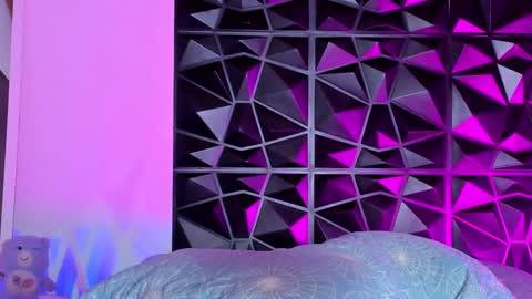 Angelique Murphy online show from 02-28-25, 07:05