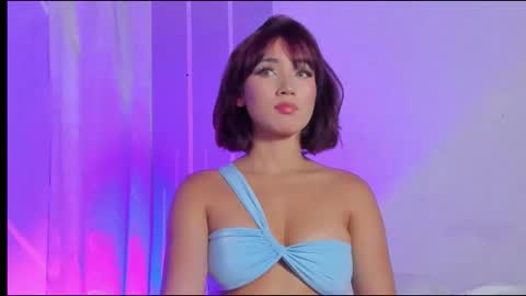 Snapshot of angelique_murphy chatting on 11-24-25, 08:03 Angelique Murphy online show from 11-24-25, 08:03