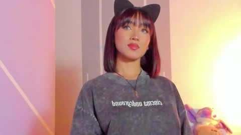 Snapshot of angelique_murphy chatting on 02-03-26, 08:30 Angelique Murphy online show from 02-03-26, 08:30