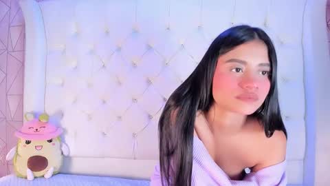 Angelique online show from 11-16-25, 04:51