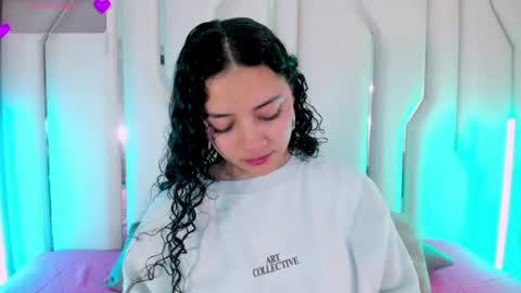 A F R O D I T A online show from 06-15-26, 09:55