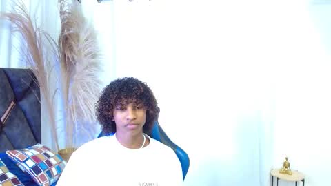 Angel online show from 11-27-25, 08:33