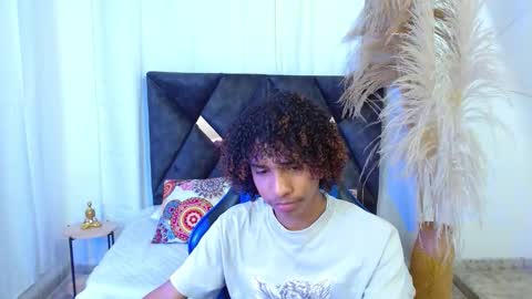 Angel online show from 02-18-26, 09:11