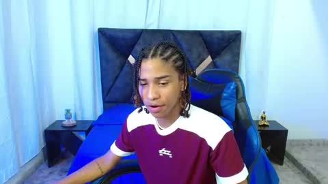 Angel online show from 06-20-26, 09:39