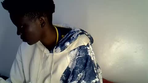 angell_queen2 online show from 07-17-26, 07:19