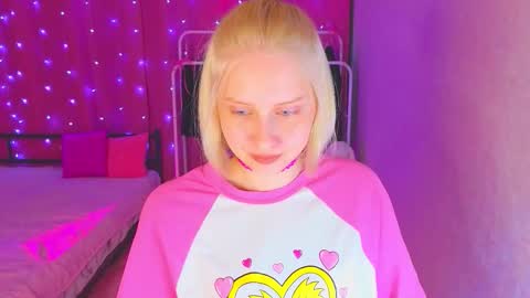 Cutie online show from 01-15-26, 05:38