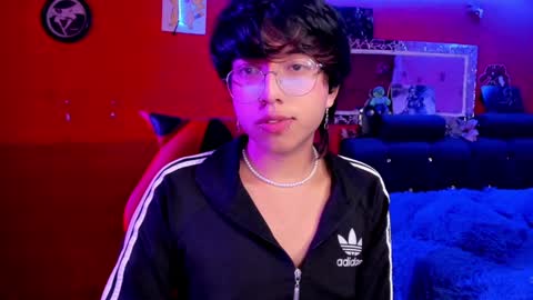 Snapshot of angellonfire chatting on 12-14-24, 12:33 Angel  online show from 12-14-24, 12:33