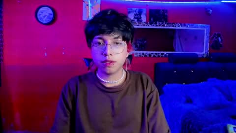 Snapshot of angellonfire chatting on 03-06-25, 03:46 Angel  online show from 03-06-25, 03:46