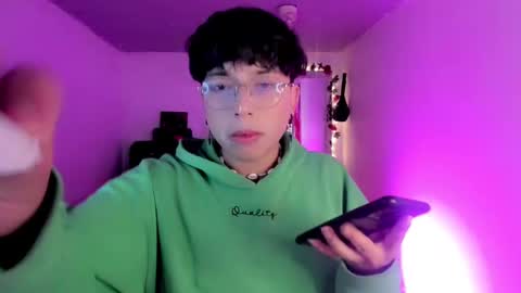 Snapshot of angellonfire chatting on 11-10-25, 04:11 Angel online show from 11-10-25, 04:11