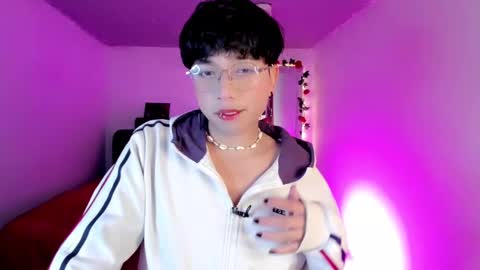 Snapshot of angellonfire chatting on 11-23-25, 08:36 Angel online show from 11-23-25, 08:36