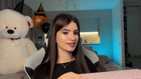 angelmi171 online show from 11-04-25, 08:52