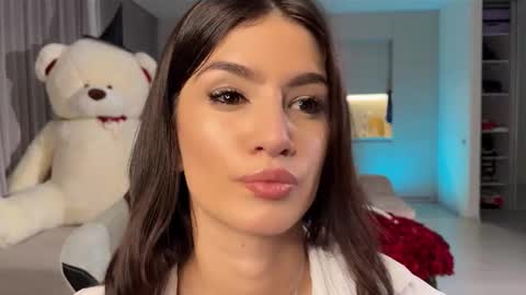 angelmi171 online show from 11-09-25, 06:39