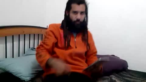 Snapshot of angelo2893 chatting on 01-19-26, 08:29 angelo2893 online show from 01-19-26, 08:29