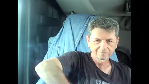 Snapshot of angelo888888 chatting on 09-14-25, 10:47 angelo888888 online show from 09-14-25, 10:47