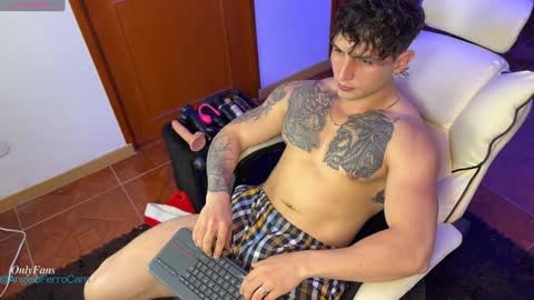 Angelo Ferro online show from 12-25-24, 02:14