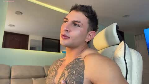 Angelo Ferro online show from 06-30-26, 06:14