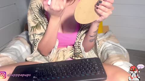 My name is Ena. You will make me very happy if you subscribe. Love you  online show from 12-19-24, 06:01