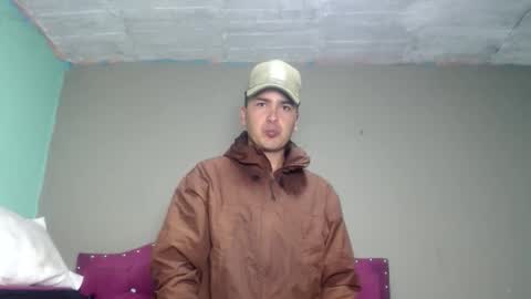 Snapshot of angels_0001 chatting on 06-01-26, 07:21 angels_0001 online show from 06-01-26, 07:21