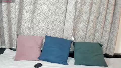 Snapshot of angelswets chatting on 10-17-25, 02:08 ANGIE online show from 10-17-25, 02:08