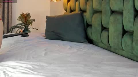 ANGIE online show from 10-23-25, 03:00