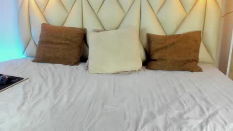 ANGIE online show from 02-06-26, 03:04