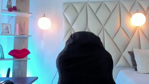 ANGIE online show from 04-23-26, 02:41