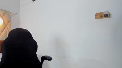 ANGIE online show from 08-01-26, 02:49