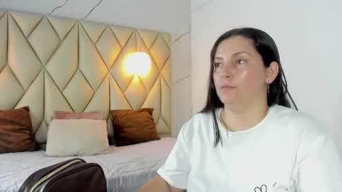 ANGIE online show from 08-03-26, 02:22