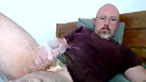 Snapshot of angelus128 chatting on 06-16-26, 05:37 angelus128 online show from 06-16-26, 05:37