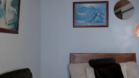 Angel Fox online show from 12-04-24, 05:11