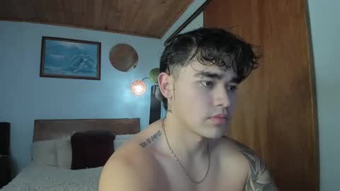 Angel Fox online show from 03-05-25, 07:38