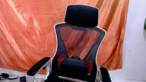 angelyn_slim online show from 06-29-26, 05:25