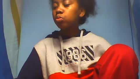 Snapshot of angemalala chatting on 07-15-26, 07:13 angemalala online show from 07-15-26, 07:13