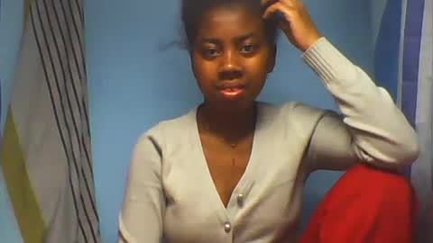 Snapshot of angemalala chatting on 07-15-26, 11:21 angemalala online show from 07-15-26, 11:21