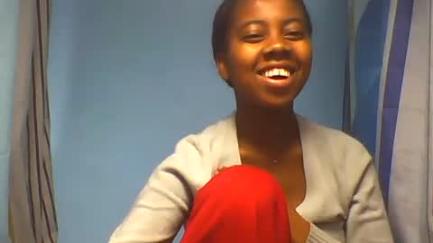Snapshot of angemalala chatting on 07-17-26, 04:41 angemalala online show from 07-17-26, 04:41