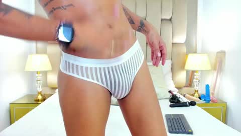 Snapshot of anghel_stone chatting on 03-05-25, 06:56 Anghel Stone online show from 03-05-25, 06:56