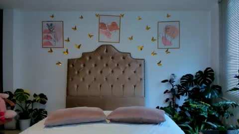 Anabella online show from 04-29-26, 06:14