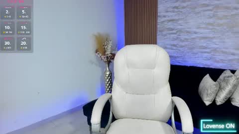 angie_smith_x online show from 06-15-26, 11:12