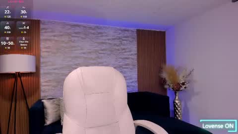 angie_smith_x online show from 07-29-26, 10:57
