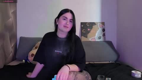 Lili online show from 03-08-26, 01:26