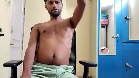 Tutu22 online show from 03-19-26, 12:36