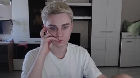 vodka online show from 03-10-25, 10:48