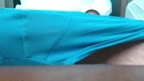 Snapshot of angstu chatting on 10-15-25, 07:58 angstu online show from 10-15-25, 07:58