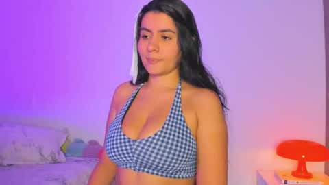 Snapshot of ani_mila chatting on 11-29-25, 10:46 Ani online show from 11-29-25, 10:46