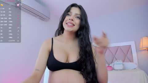 Snapshot of ania_sweet chatting on 11-07-25, 03:50 Ania online show from 11-07-25, 03:50