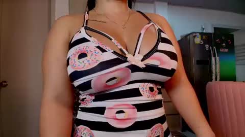 laura  online show from 06-27-26, 11:32