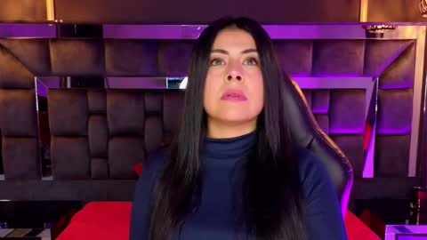 Snapshot of anijoness_ chatting on 12-17-25, 04:07 Ani online show from 12-17-25, 04:07