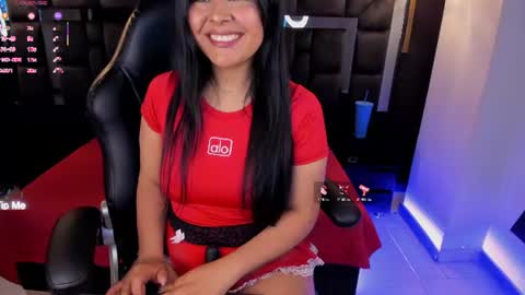 Snapshot of anijoness_ chatting on 07-15-26, 04:07 Ani online show from 07-15-26, 04:07