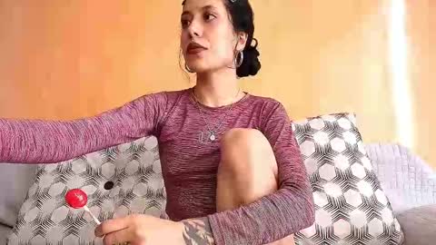 Anika And Lowen Your Thumbs Up Are Super Important For Us  online show from 11-17-25, 03:40